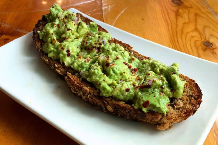 Smashed avocado on toast