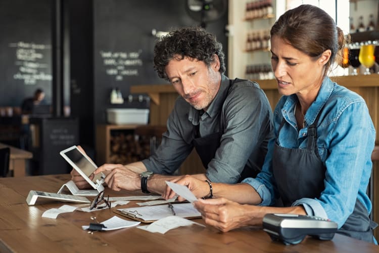 AI in restaurants helps in maximizing supply chain