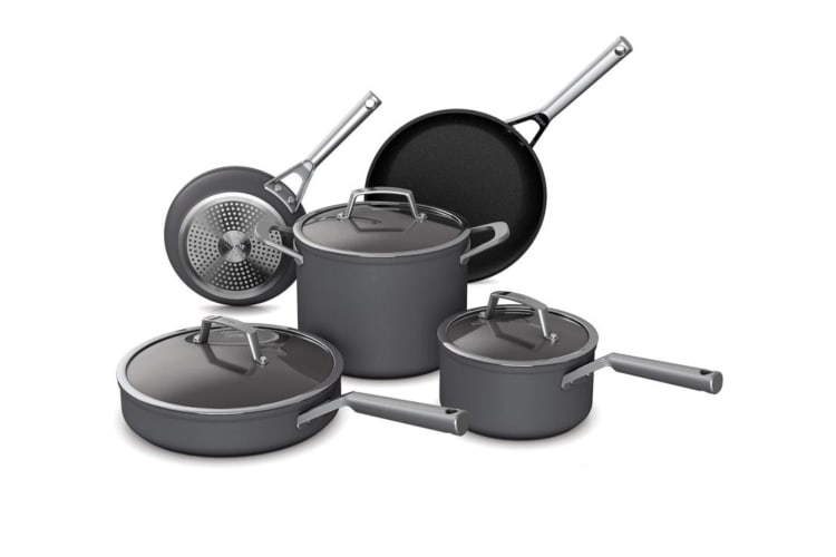  Ninja Foodi NeverStick Premium is one of the best cookware sets