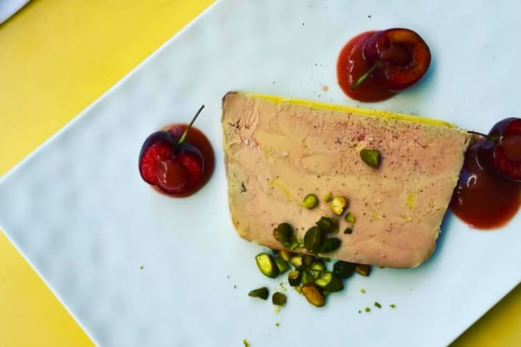Notre terrine de foie gras de canard maison.