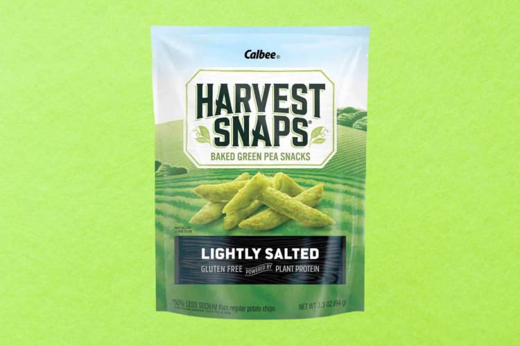Harvest Snaps Lightly Salted Snapea Crisps are some of the best snacks at Walmart