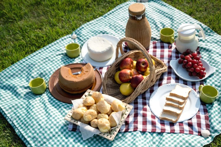 Enjoying a picnic is a perfect birthday idea in San Francisco to celebrate