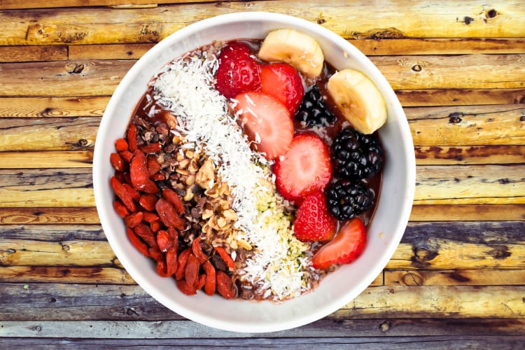 A smoothie bowl is a healthy option for breakfast in Raleigh, NC