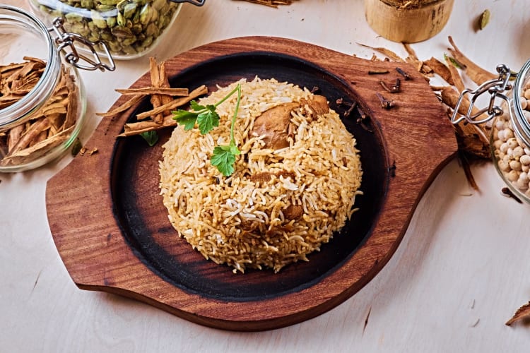 You can freeze cooked brown rice.