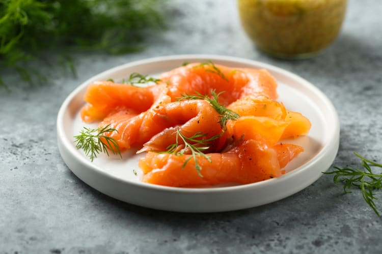 You can freeze smoked salmon