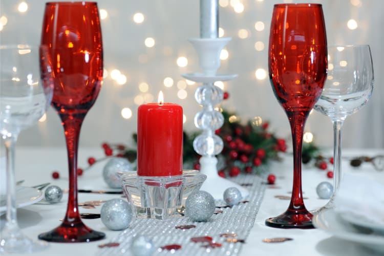Crimso Silver Christmas Day table setting