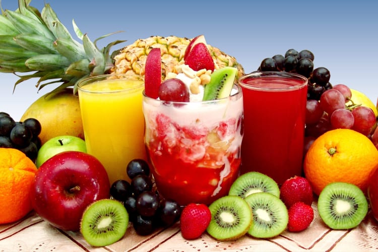 Salpicón is a fruity Colombian street food