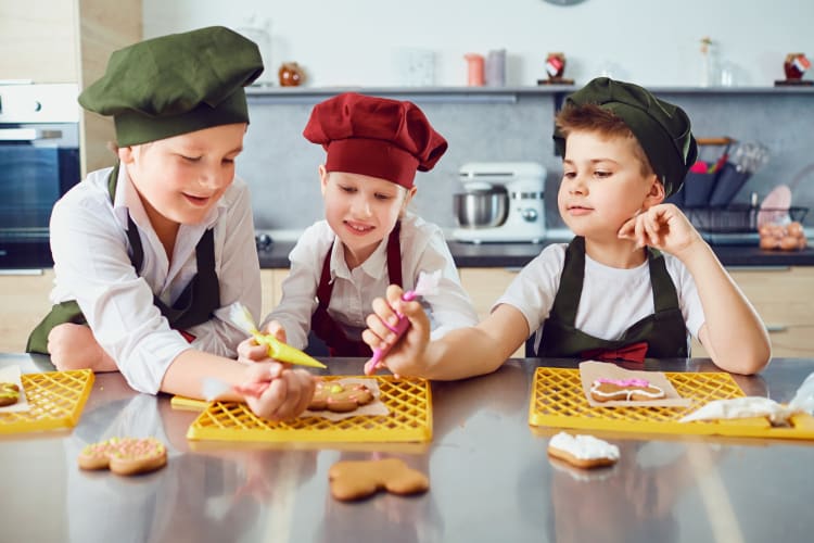 Kids at a cookie decorating party