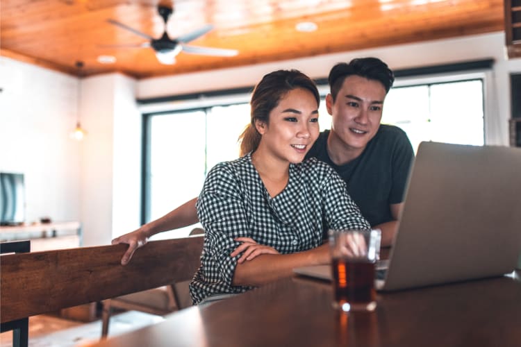 couple planning their alphabet dating ideas