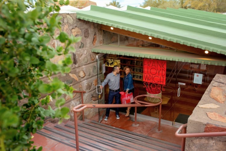 A couple enjoying a visit at Frank Lloyd Wright's.