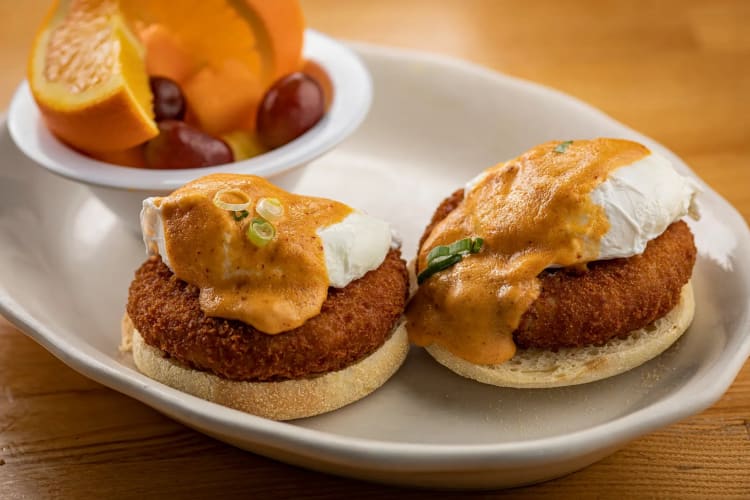 Order the crab cake benedict at this diner in Minneapolis