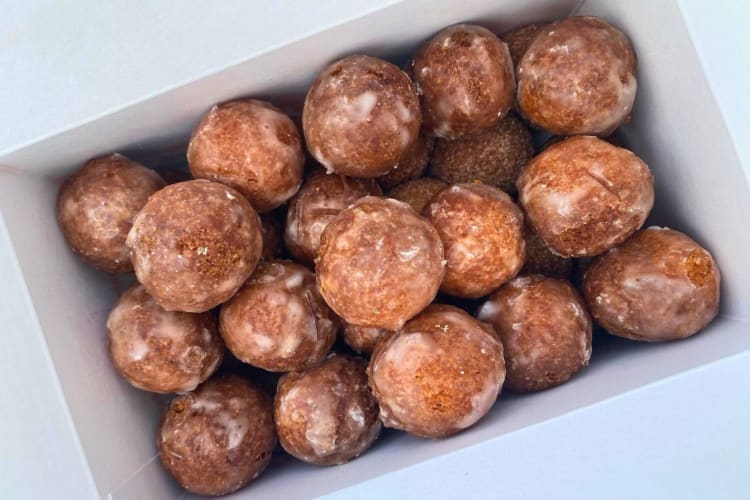 Munchkins from the Dunkin' Donut breakfast menu