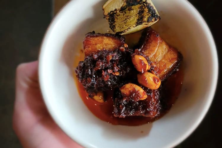 Elbow Lane is a restaurant in Cork that specialises in smokey, succulent meat
