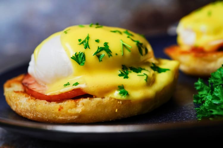 Eggs Benedict are a perfect breakfast and fast food in Boston