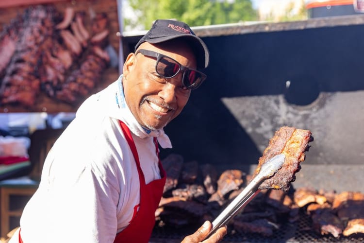 Man cooking ribs at RibFest Chicago