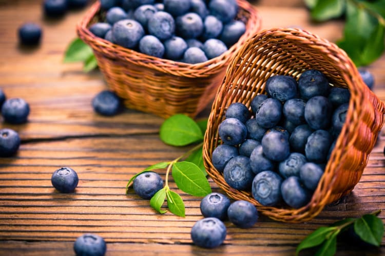 Blueberries are a food that boosts the immune system.
