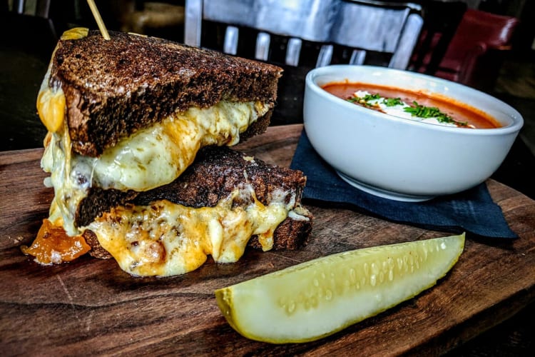 A toasted sandwich and soup from Red Lion Pub, a fun restaurant in Chicago