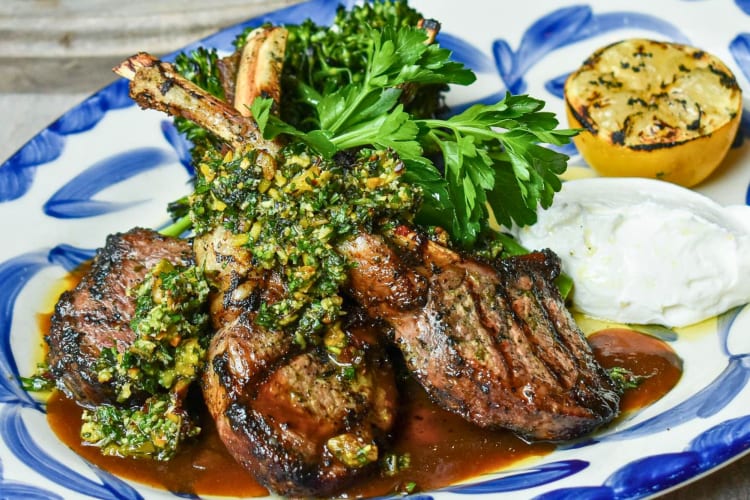 A plate of lamb chops.