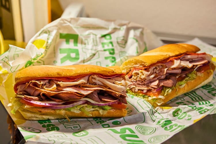 What fast food chain is the healthiest? Subway is one of the better options because it has a ‘Fresh Fit’ portion of its menu. 