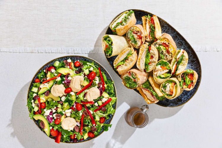 Au Bon Pain has a variety of sandwiches, soups and salads to choose from.