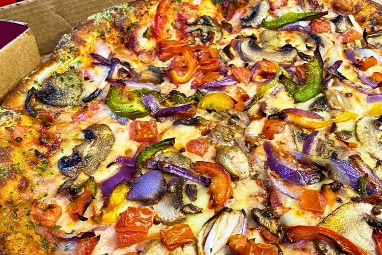 One of the healthiest pizzas from a chain.