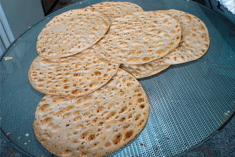 Taftan, Middle Eastern traditional bread