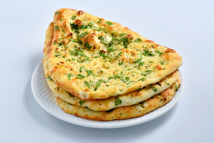 Garlic naan bread