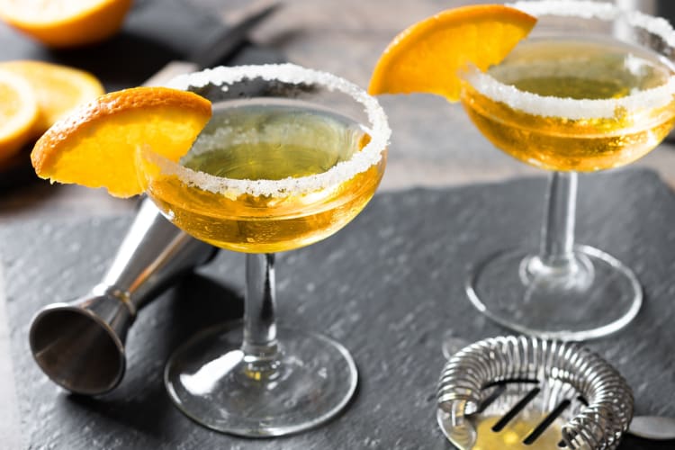 Learning to rim a cocktail is an easy kitchen hack
