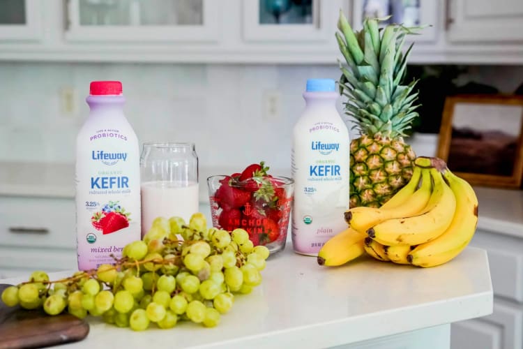 lifeway kefir and fruit
