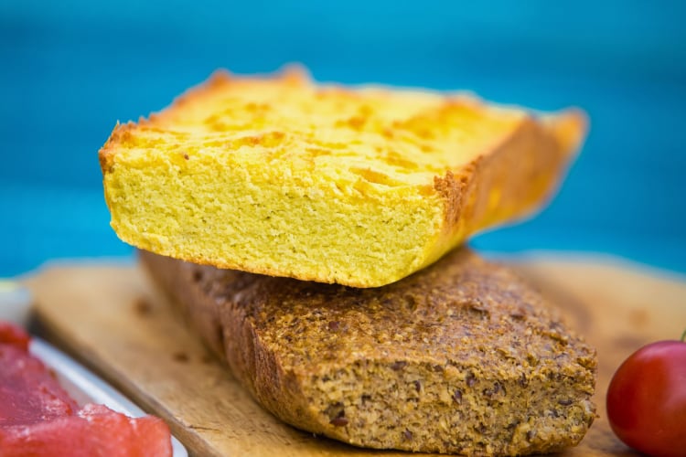 Keto diet bread. Homemade almond bread and coconut breads are low-carb bread options.
