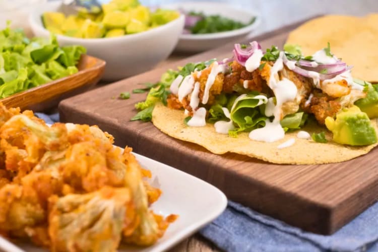 Tacos can be an easy low-carb dinner idea.