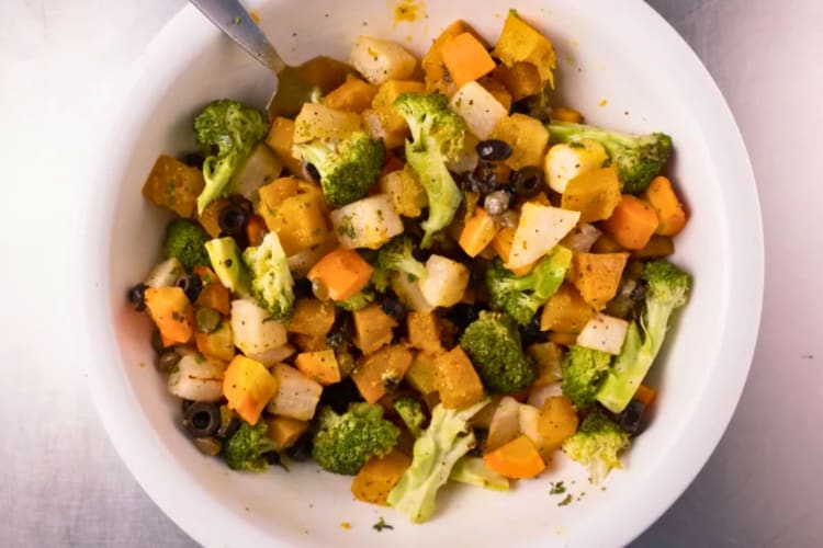 A recipe for Mediterranean roast vegetables.