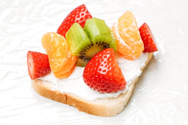 Japanese fruit sandwich