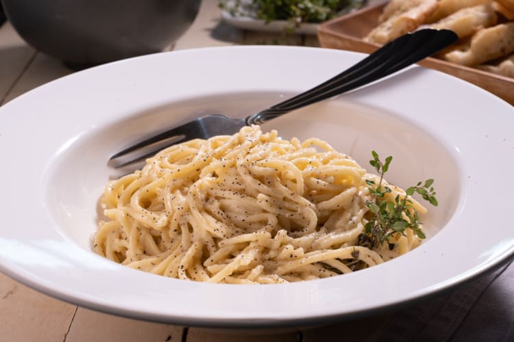 Authentic cacio e pepe