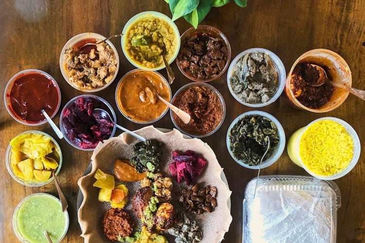 Aerial view of a variety of NYC street foods from Makina Café