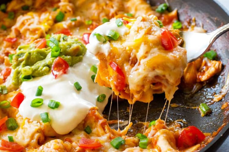 one pan chicken enchilada skillet is a hearty and quick one pot meal