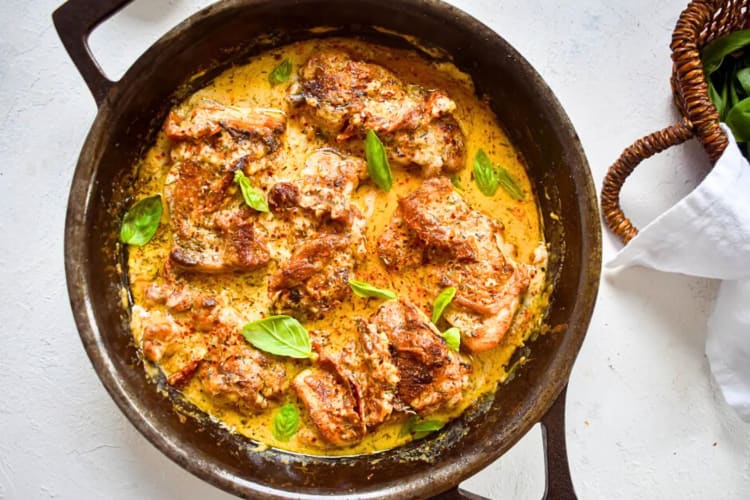 Aerial view of Marry Me Chicken in a pot
