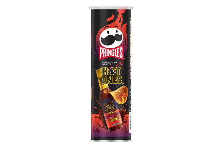 A tube of Hot Ones Los Calientes Barbacoa Pringles