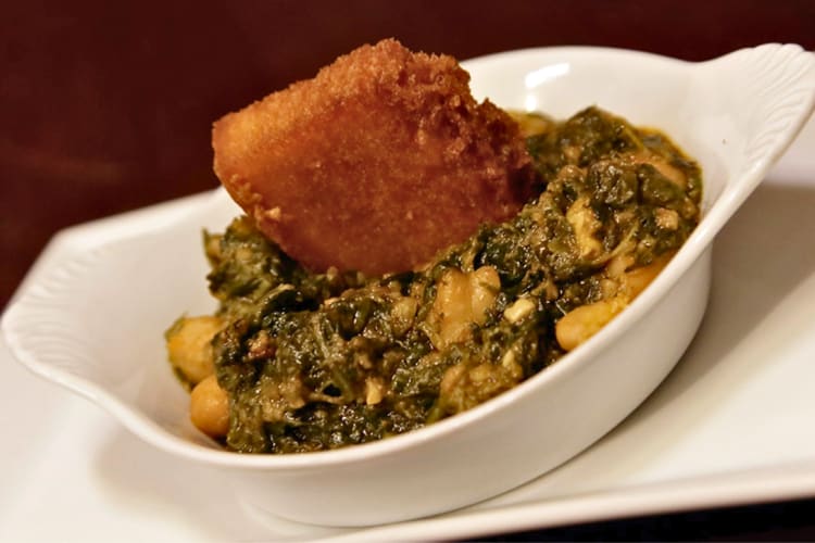Spinach stew with chickpeas