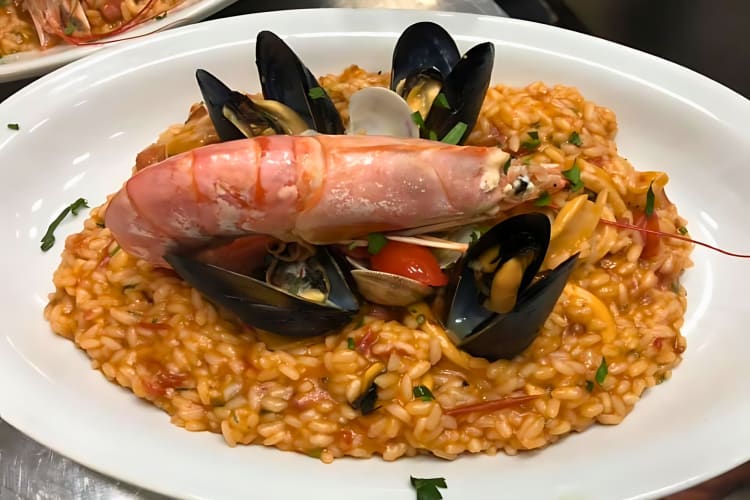 Seafood risotto with fresh seafood