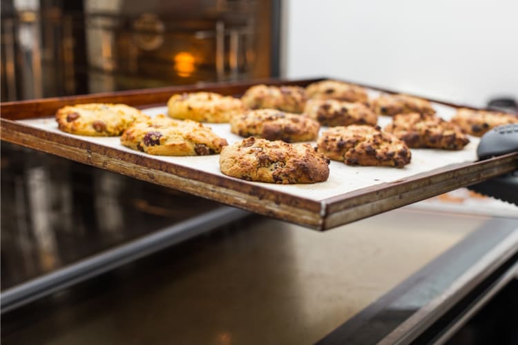 Baking healthy cookies