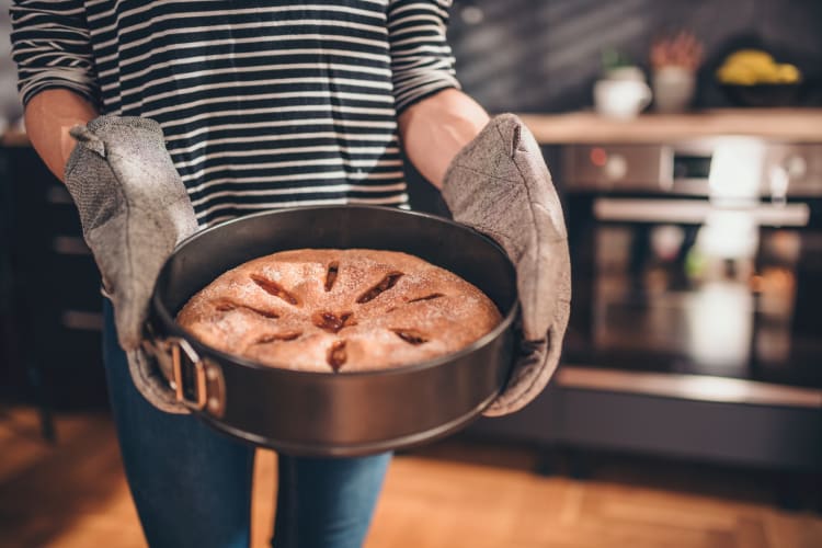 Learn to bake vs. roast in the oven