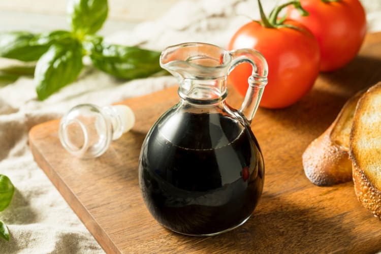 Balsamic vinegar is a great sumac substitute