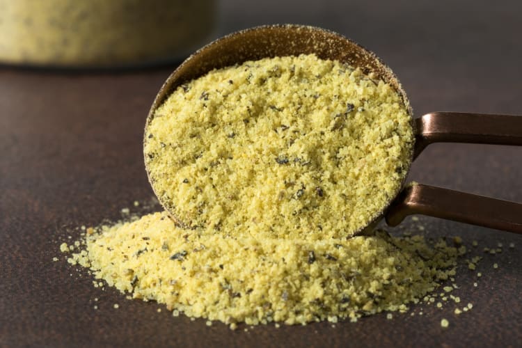 Lemon pepper is a good sumac subsitute
