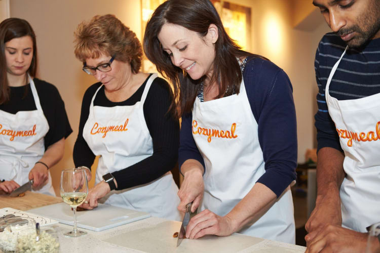 There are great culinary team building activities in Austin