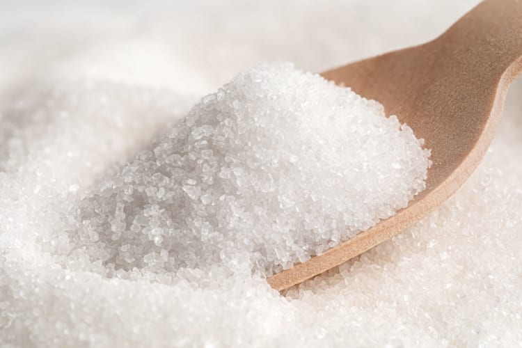 white granulated sugar 