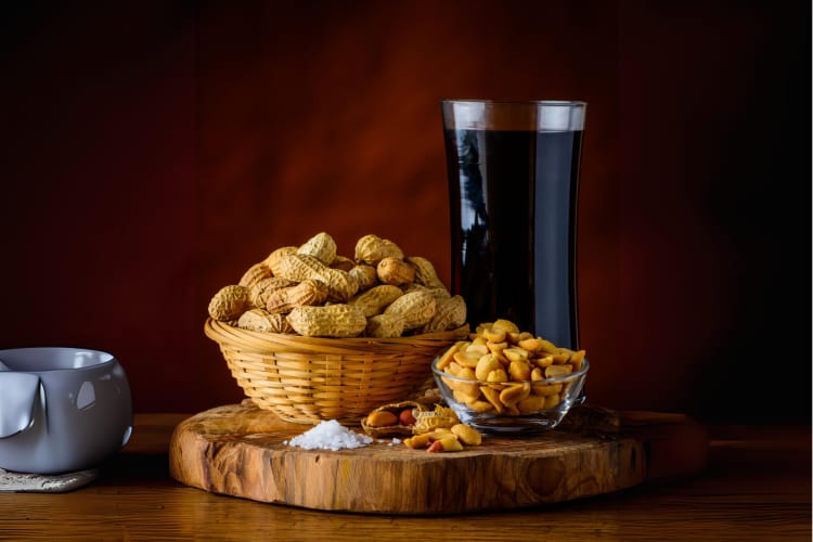 Peanuts and cola is a Southern weird food combo