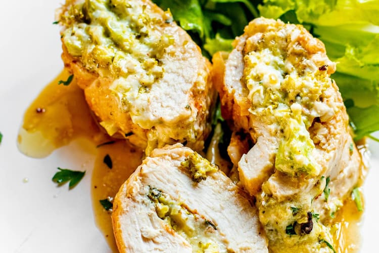 broccoli stuffed chicken breast is a kid-friendly healthy chicken breast recipe