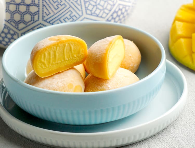 mango mochi