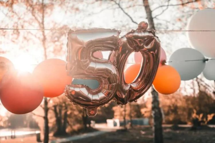 50th birthday party balloons